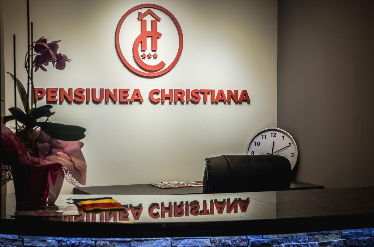 Pensiunea Christiana อาราด ภายนอก รูปภาพ